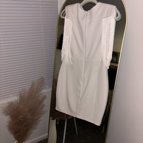 White RETHM bodycon dress with Fringe sleeves - Picture 3 of 3